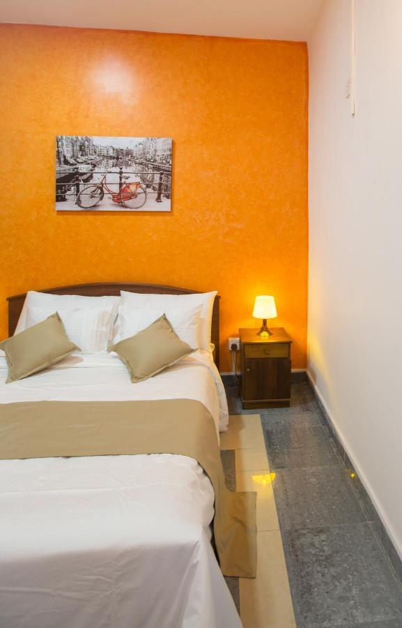 Maple Tree Residencies Hotel Dehiwala-Mount Lavinia Екстериор снимка